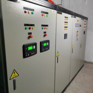 Tủ hòa đồng bộ máy phát điện là thiết bị gì