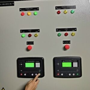 Tủ hòa đồng bộ máy phát điện là thiết bị gì