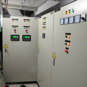 Tủ hòa đồng bộ máy phát điện là thiết bị gì